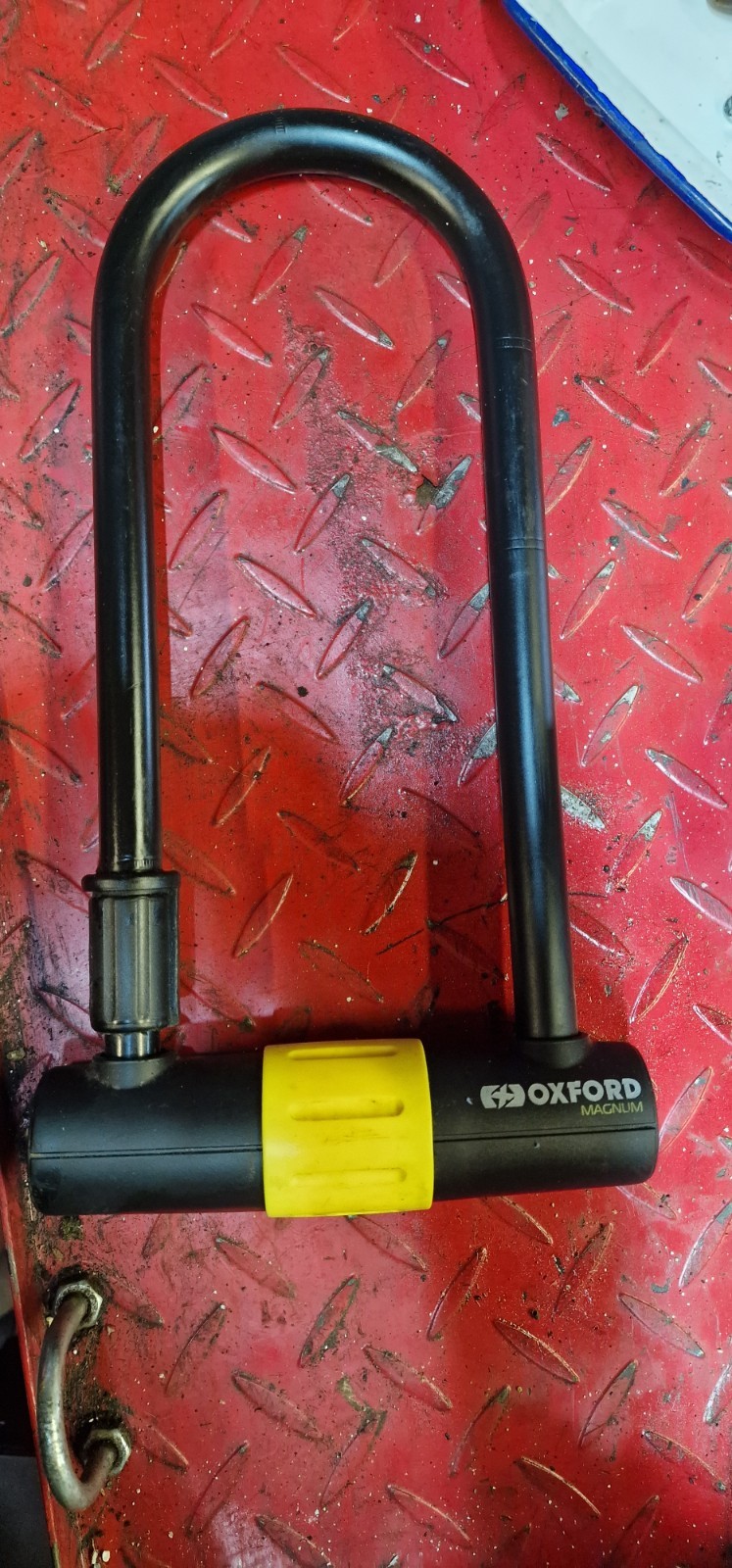 Monster 821 Oxford Magnum Ultra Strong U-Lock 340mm Security for Motorbike