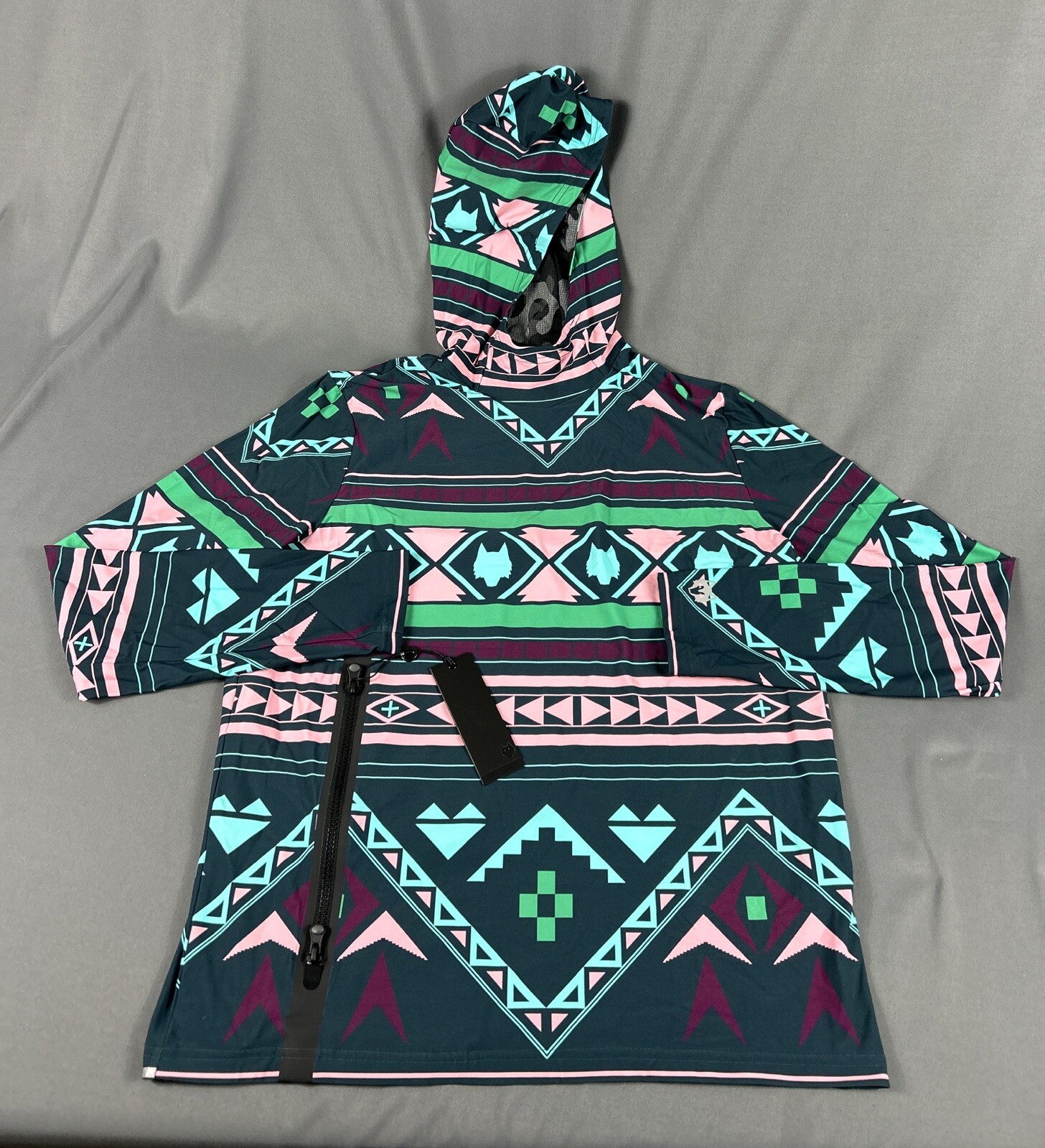 Greyson Cokato Golf Hoodie Pullover Ghostwolf Print Large Multicolor MSRP $198