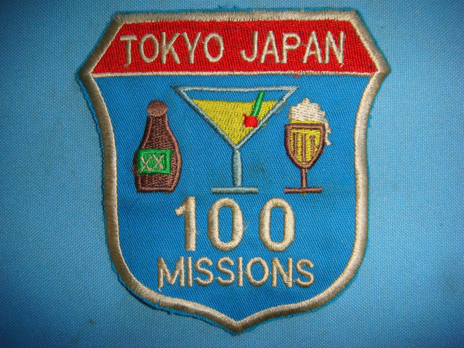 VIETNAM WAR PATCH, USAF 7th AIRBORNE COMMAND & CONTROL SQ 100 MISSIONS