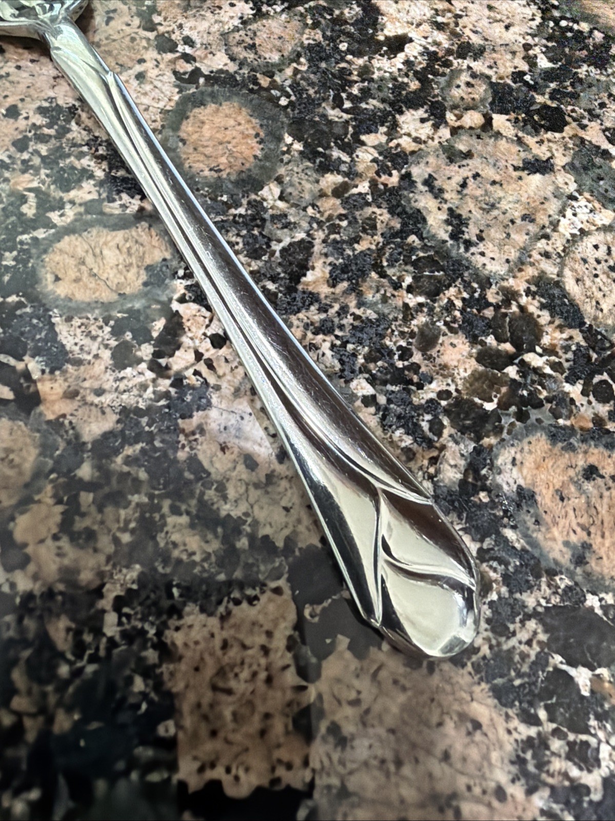 Mikasa SWEET PEA glossy Stainless YOUR CHOICE Flatware silverware Korea