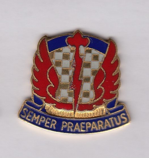 504th MILITARY INTELLIGENCE BN MI crest DUI badge c/b S-21