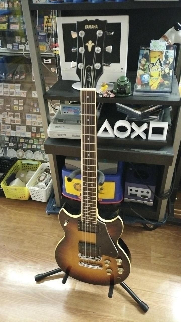 Yamaha Electric Guitar SG600 Used