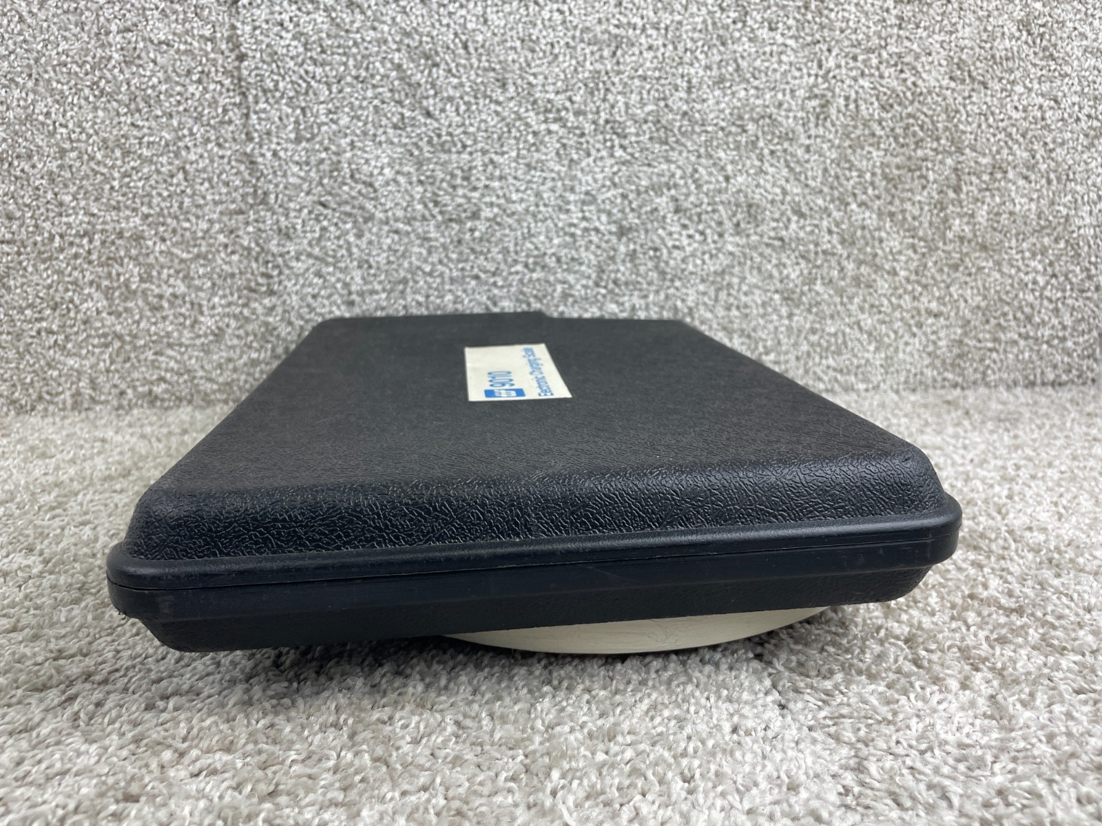 TIF 9010 Electronic Refrigerant Charging Scale with Durable Carrying Case