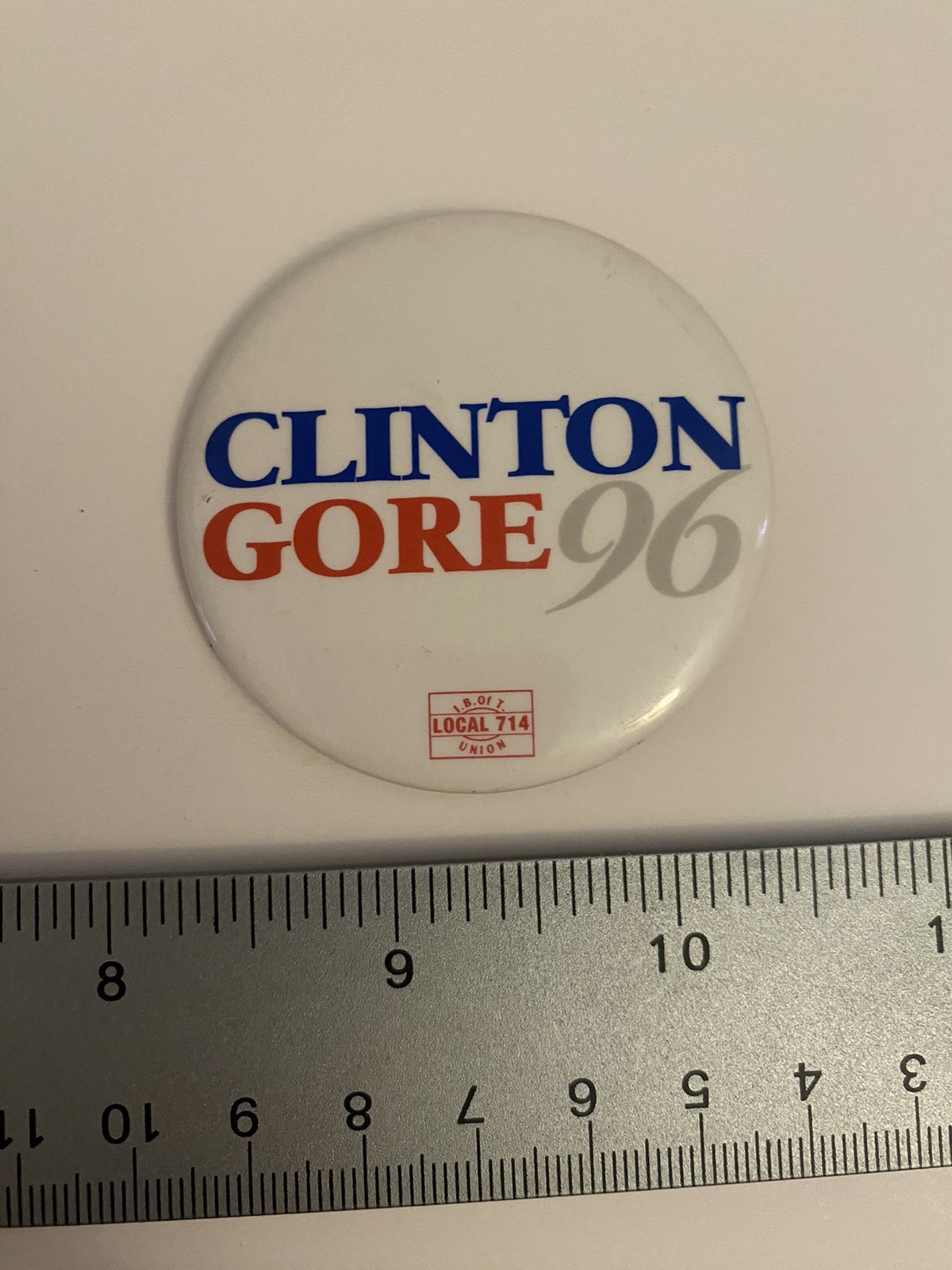 Clinton Gore 96 Pin Back Button P61