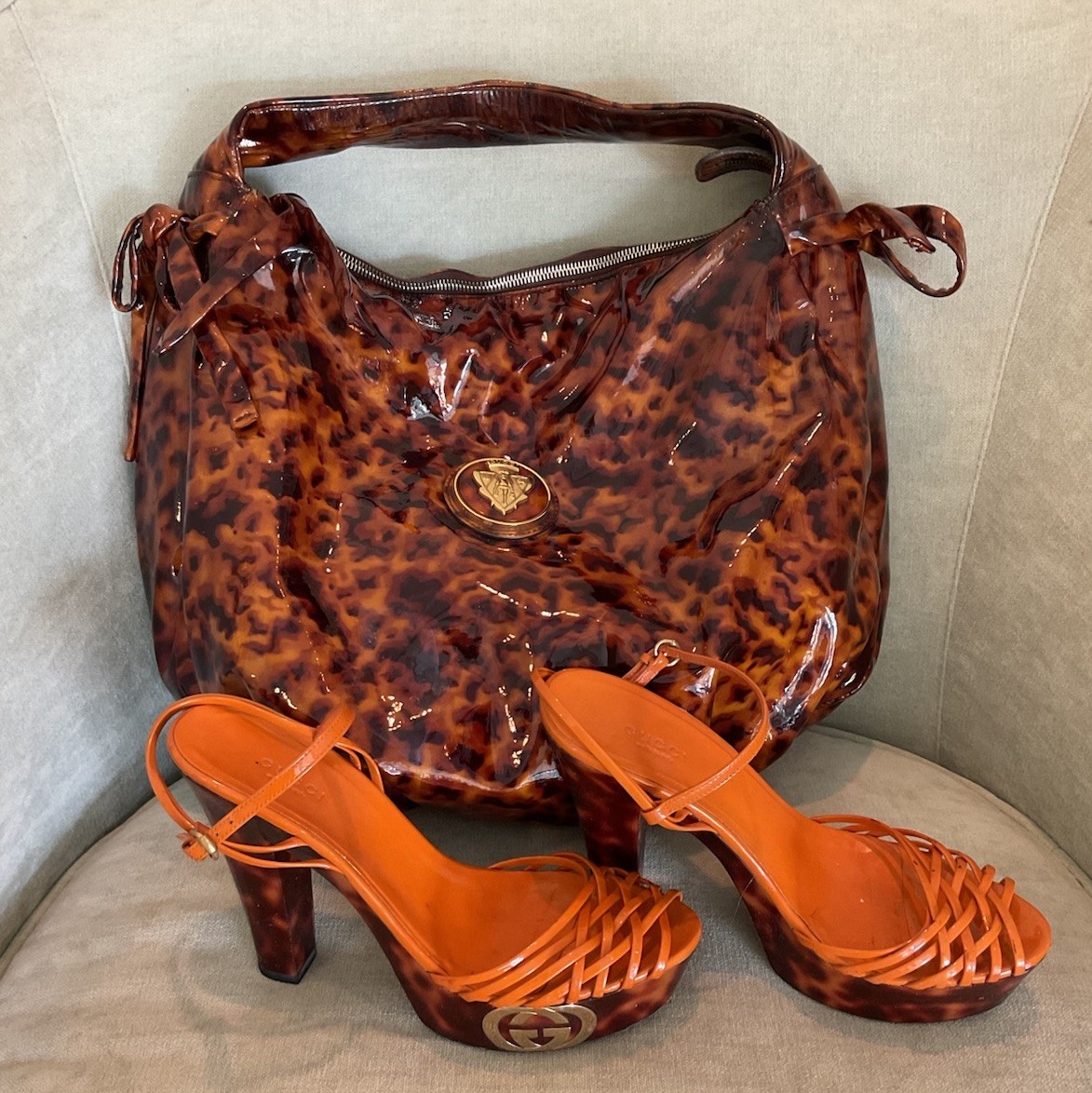 Ladies Matching GUCCI Patent Leather Leopard Purse AND SZ 38/8 Orange Sandals