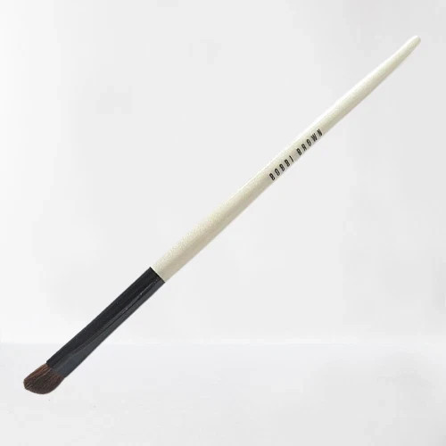 Bobbi Brown ANGLE EYE SHADOW Brush & NEW!