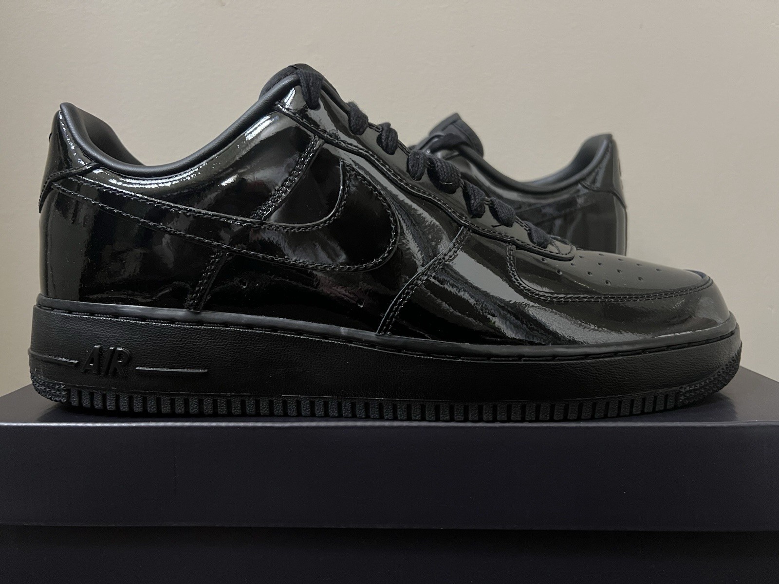 Nike Air Force 1 '07 Premium Patent Black IV2857-010
