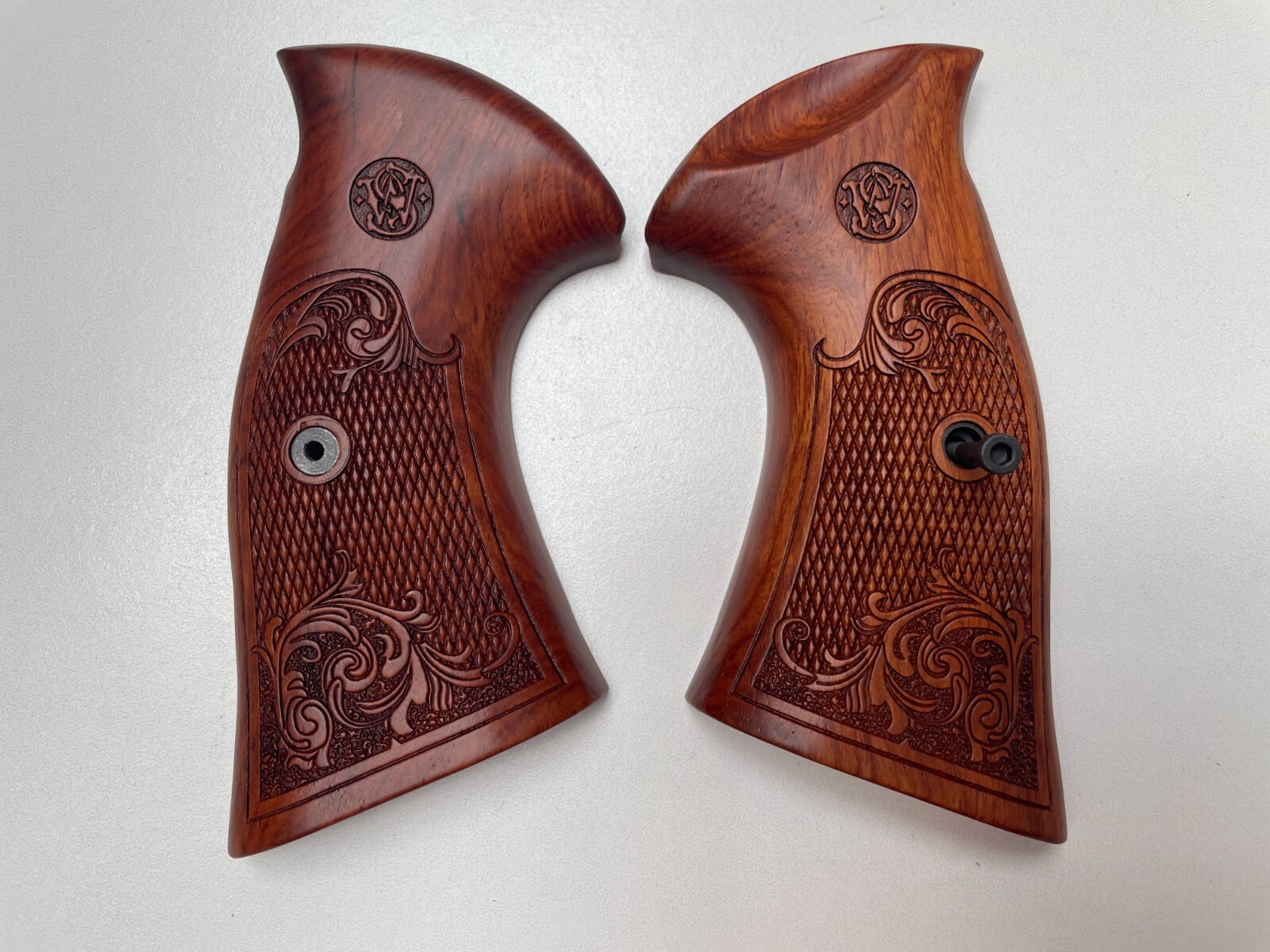 New art on Hard wood grips for S&W, N FRAME SQUARE BUTT #opened back