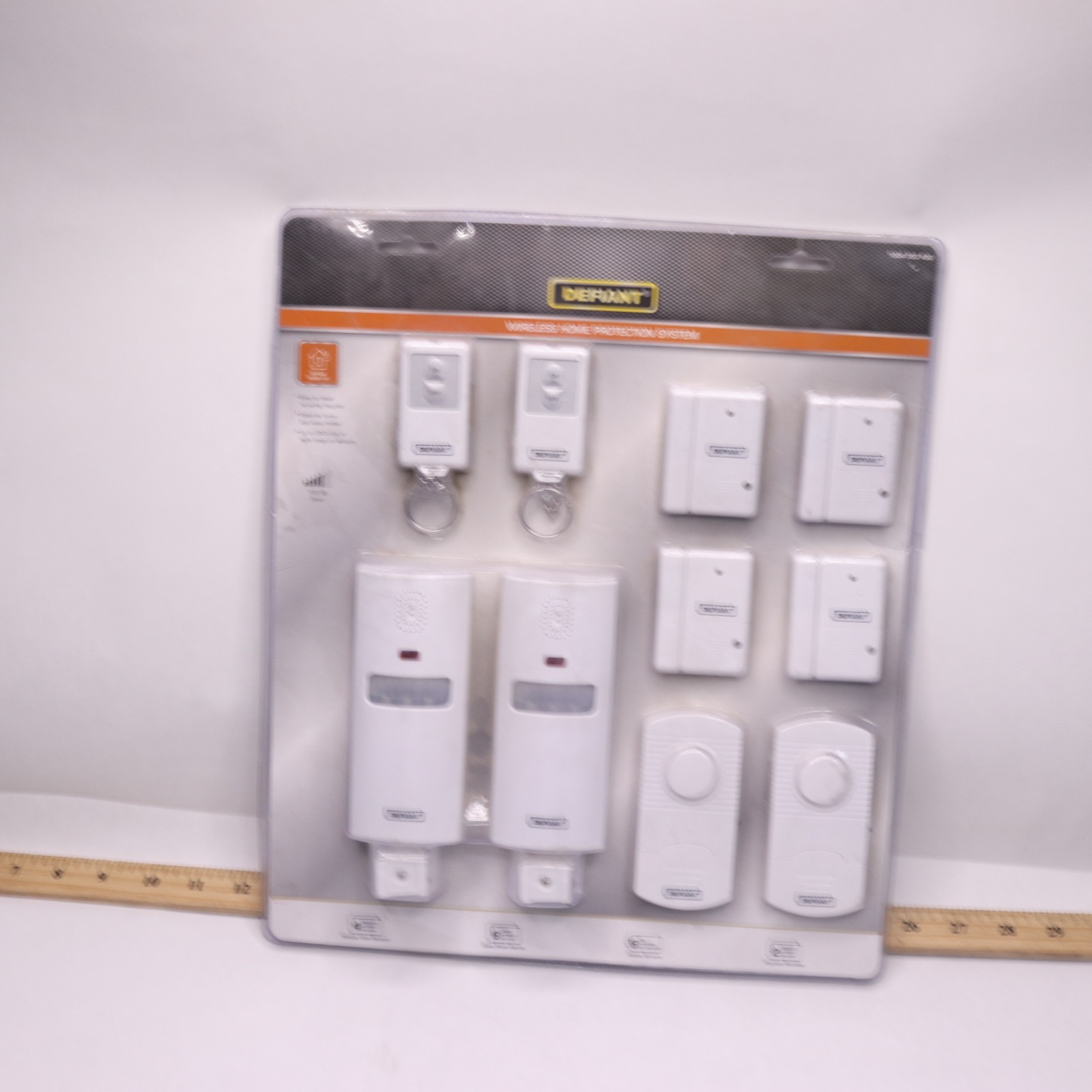 Defiant Wireless Home Protection Alarm System Kit 1004 353 430