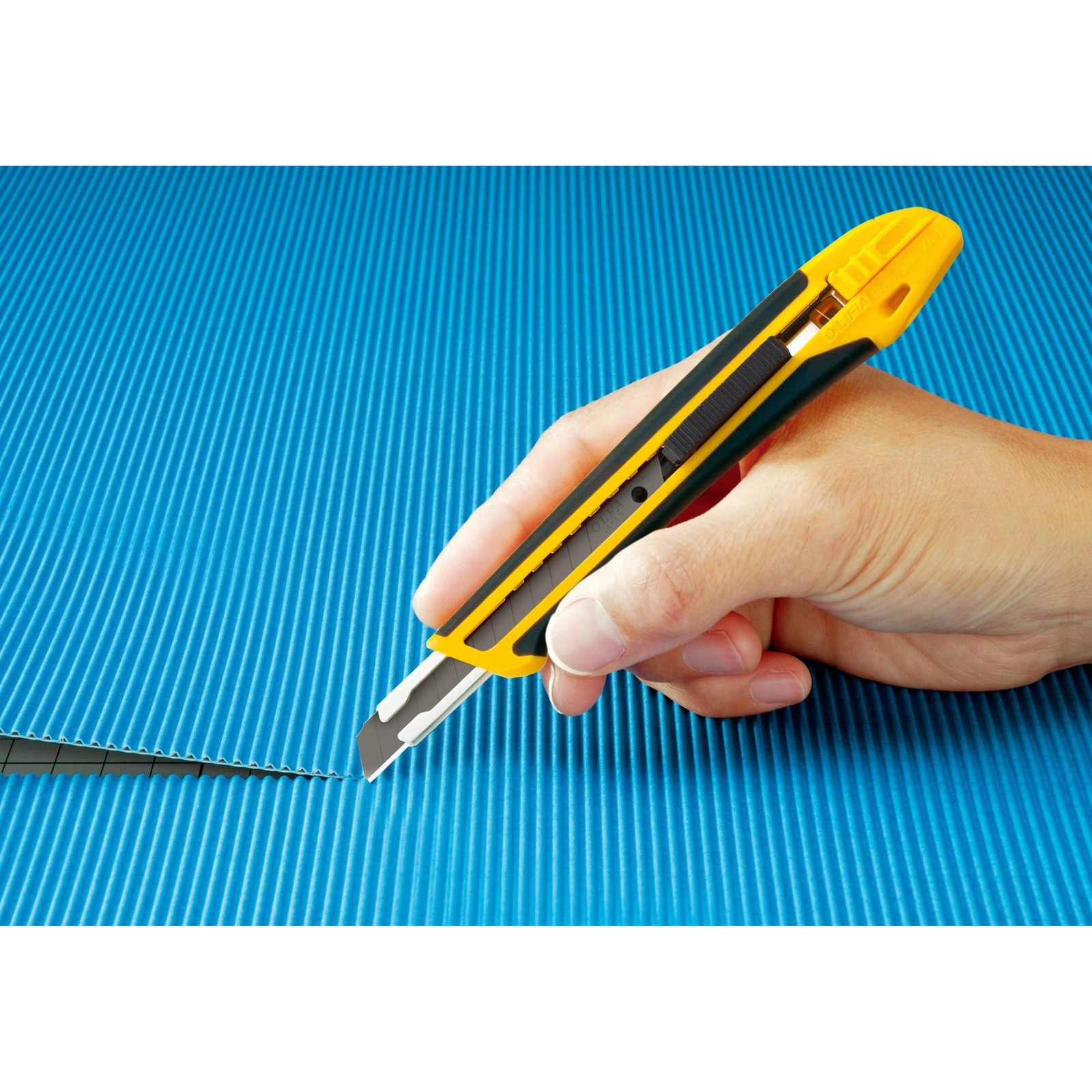 OLFA 9mm Precision Utility Knife (XA-1) - Retractable Snap-Off Knife