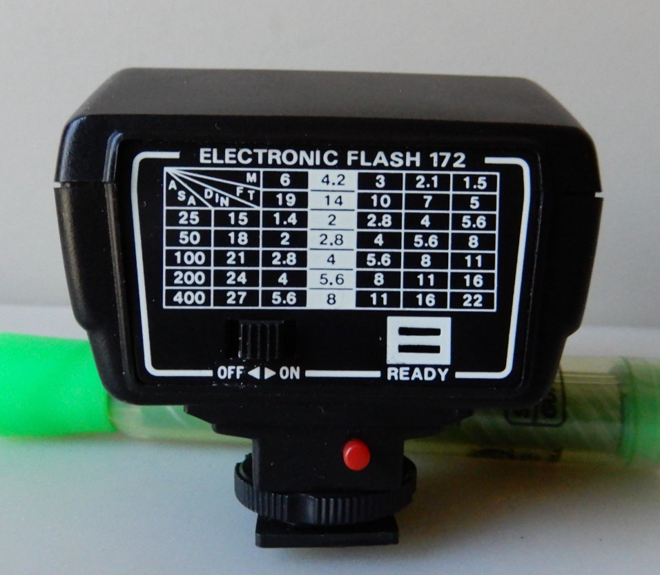 TeleSor Electronic Flash 172 (Taiwan) TESTED - WORKS GREAT