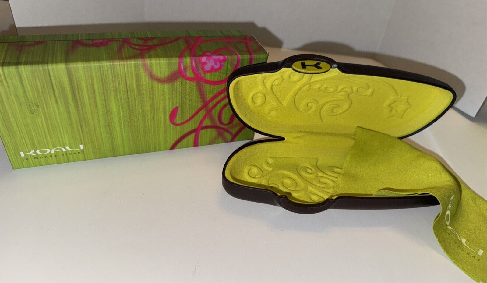 Koali France Clamshell Hardcase Eyeglass Case Only Black W/ Design, Box & Cloth