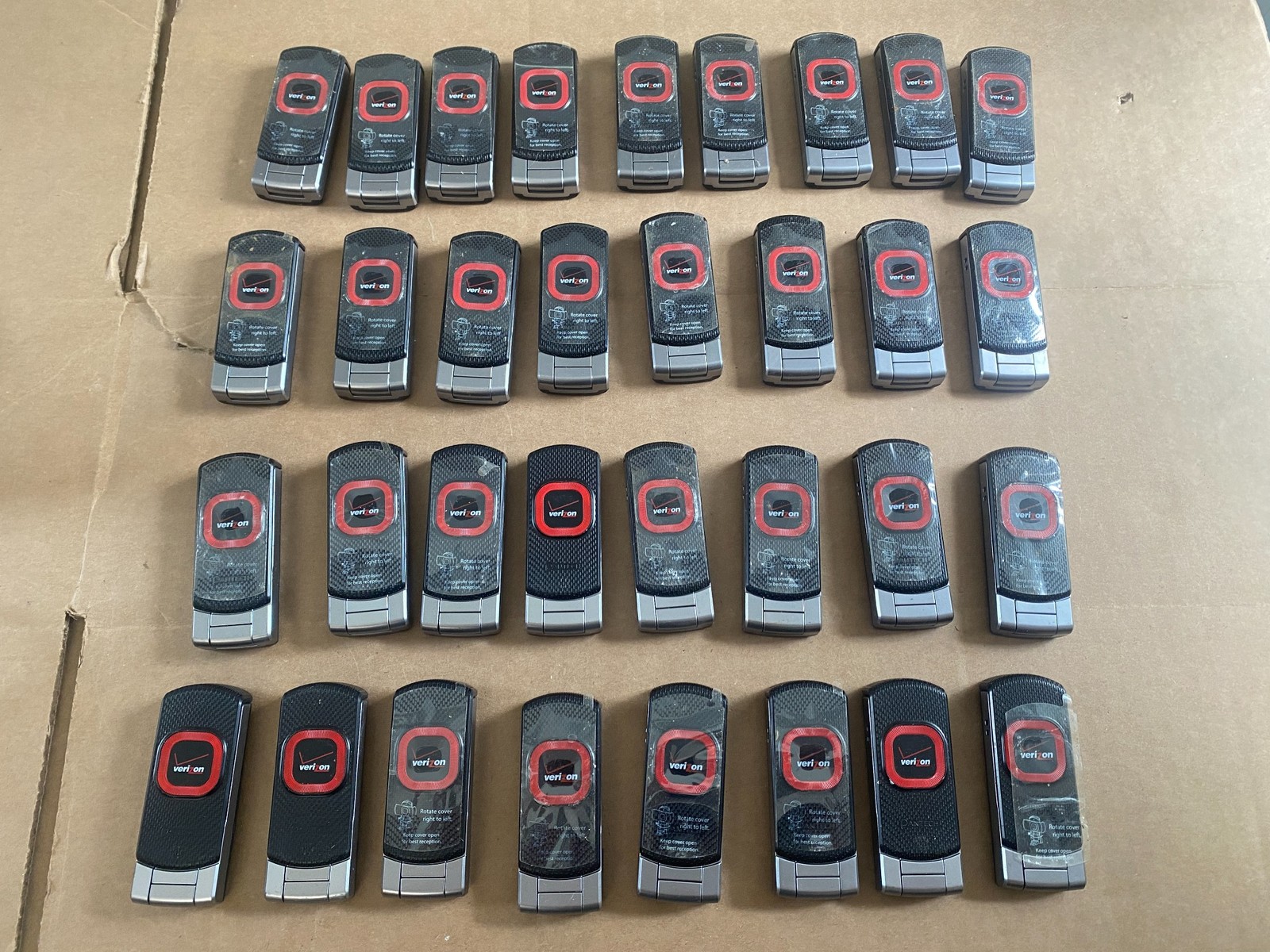 LOT OF 33 Verizon Wireless Pantech 4G LTE UML290VW-G USB Modem Aircard