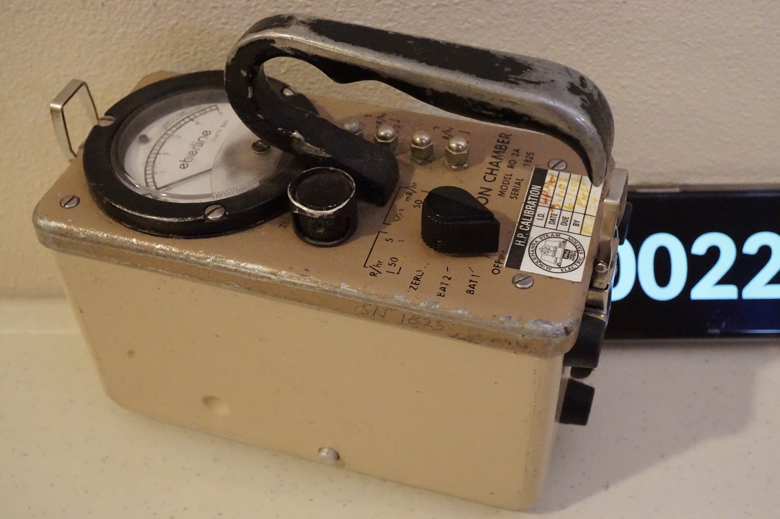 Eberline RO-2A Vented Ion Chamber Survey Meter 0022