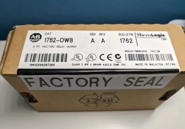 NEW Factory Sealed AB 1762-OW8 / A MicroLogix 8 Point Relay Output Module