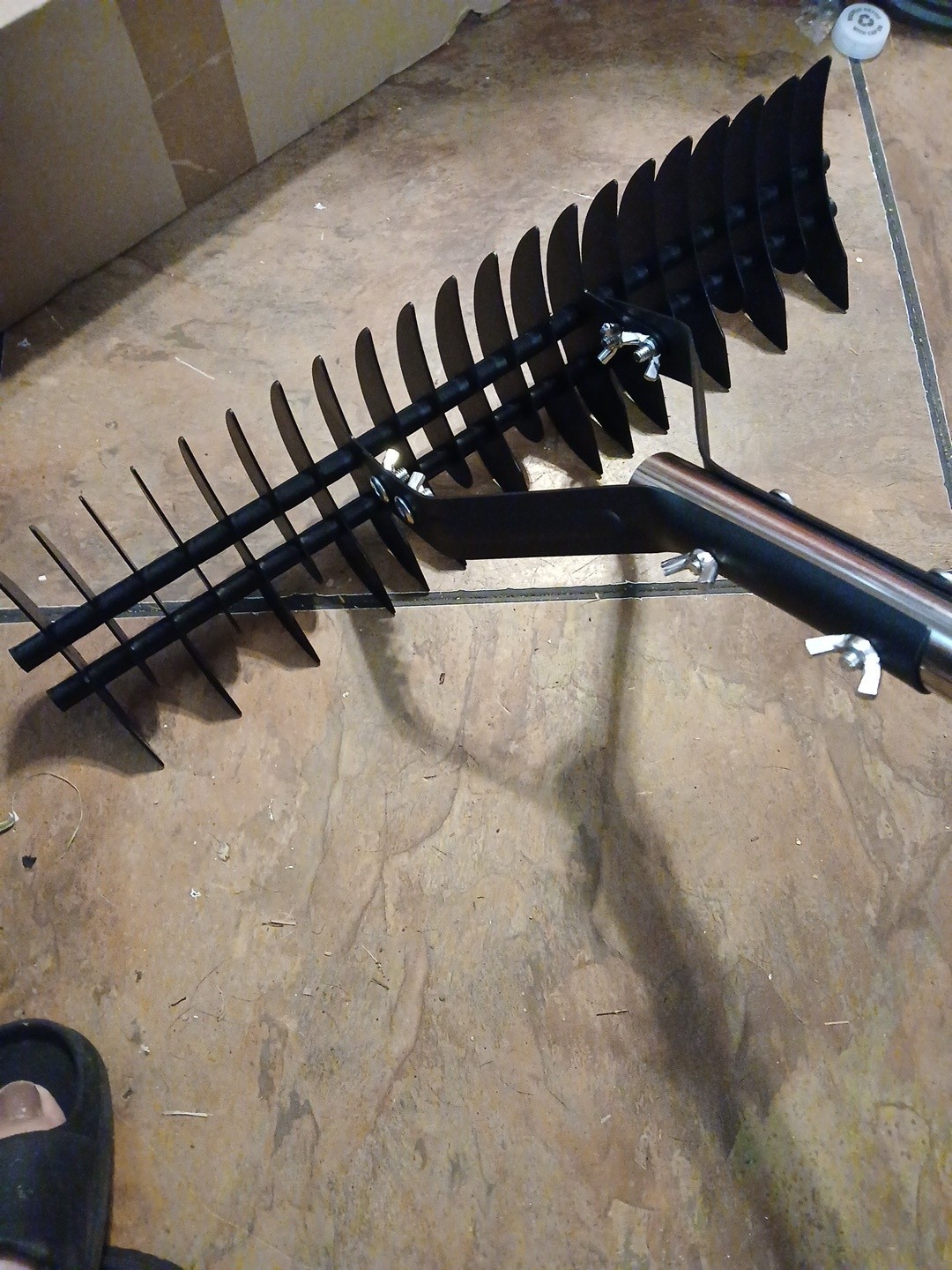 Widened 16-Inch Thatch Rake for Lawns