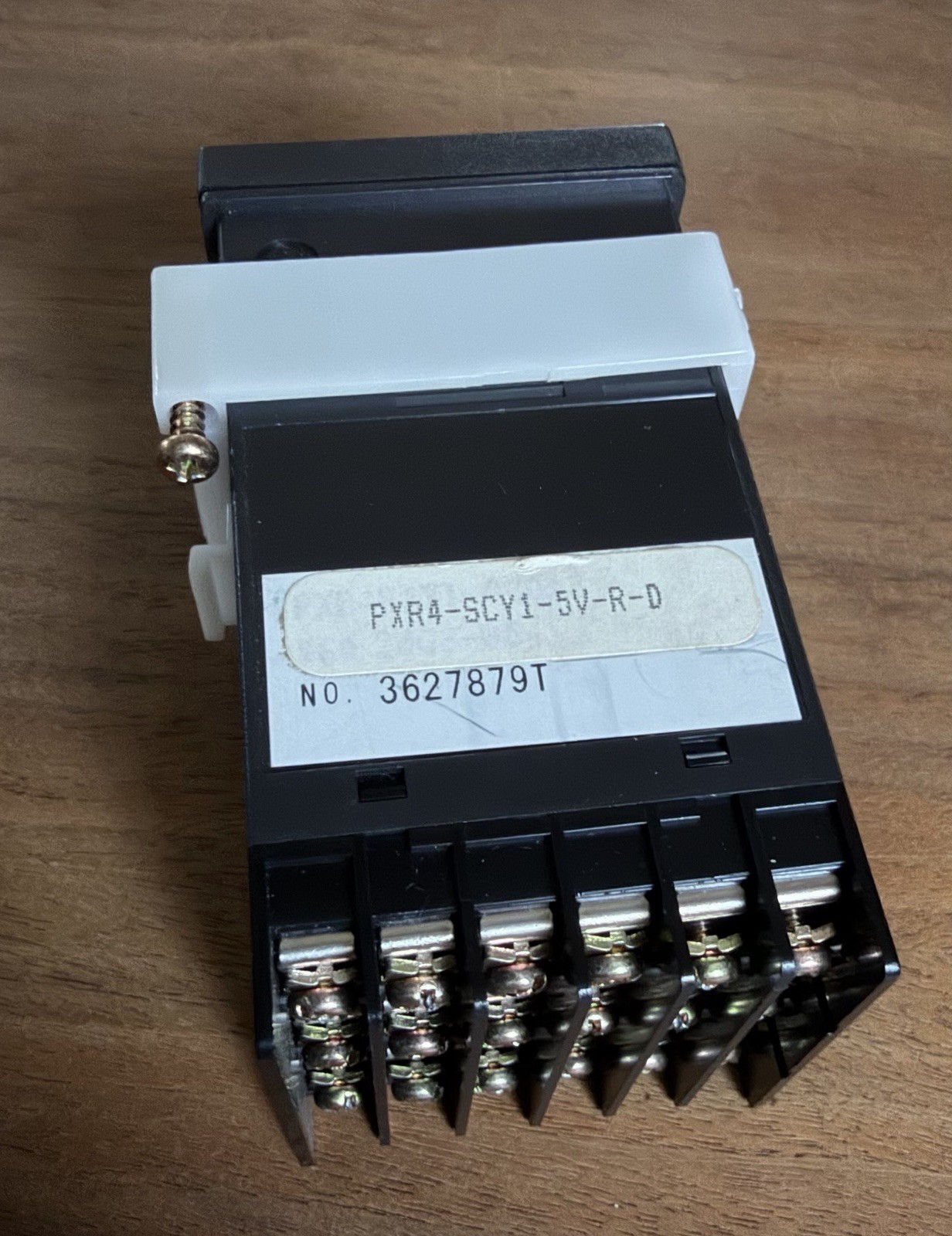 FUJI ELECTRIC TEMPERATURE CONTROLLER, PXR4-SCY1-5V-R-D