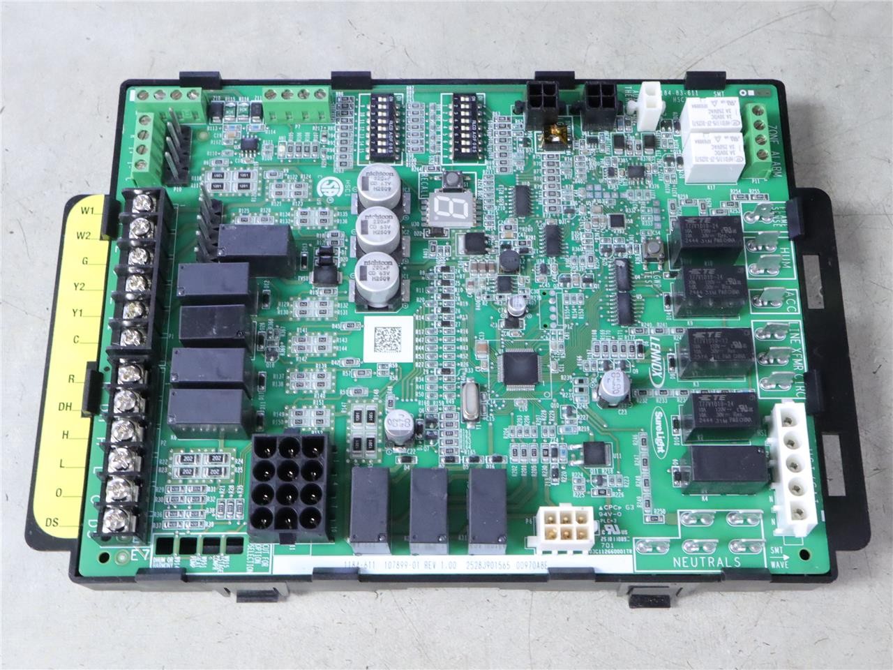 LENNOX SureLight 1184-611 Furnace Control Circuit Board 107899-01 REV 1.00