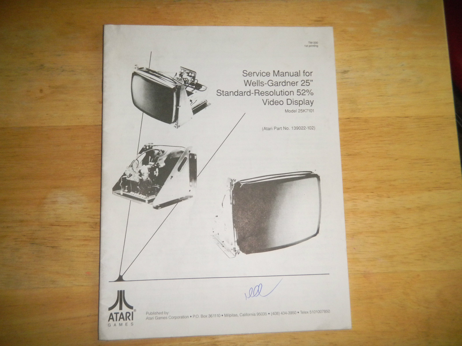ATARI   25'' TM-330 wells gardner 25k7101  ARCADE GAME MONITOR MANUAL