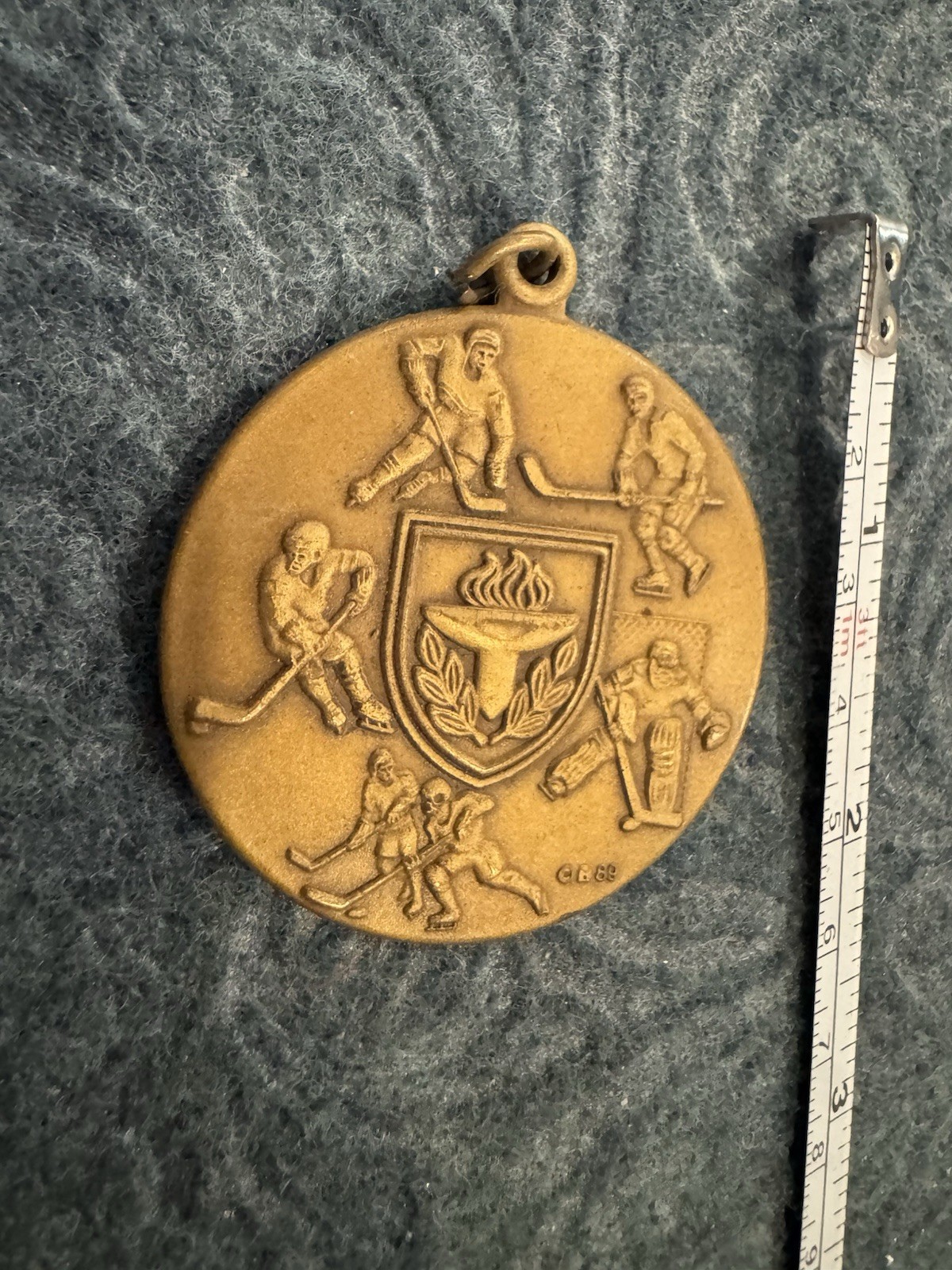 Vintage 1989 Optimist Hockey Championship Medal Crest Heavy