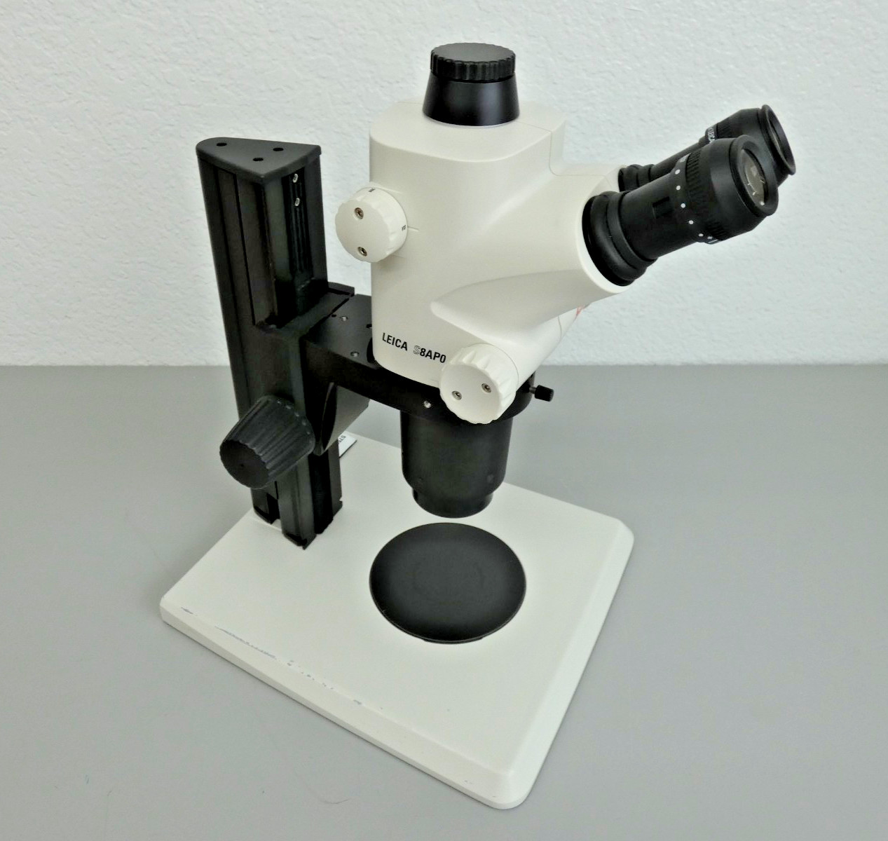 Leica S8 APO SteroZoom Stereo Microscope W/ Apochromatic Zoom 8:1