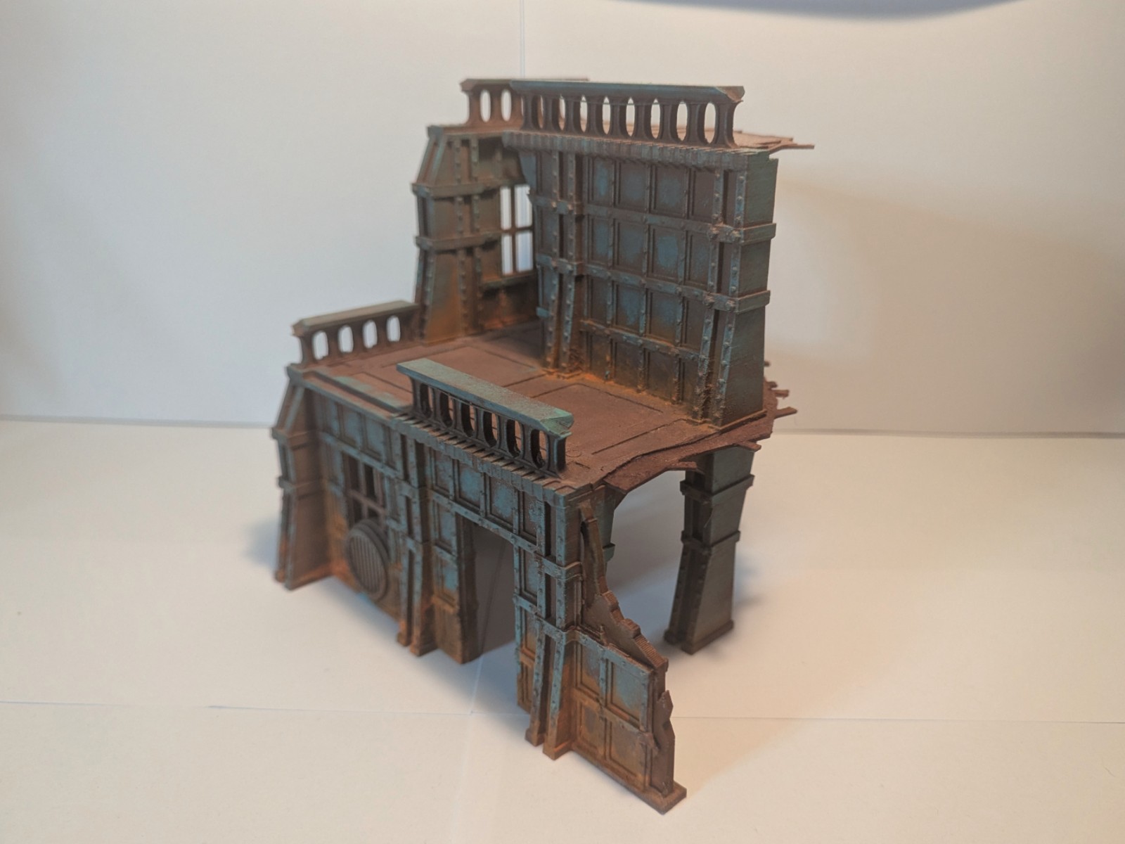 Grimdark Factory Ruins – 28mm Wargaming Terrain – Three-Storey Industrial Ruin