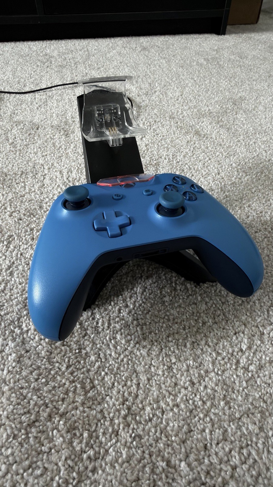 Xbox One 2 Rechargeable Battery Pack with Charging Station (Read Description)