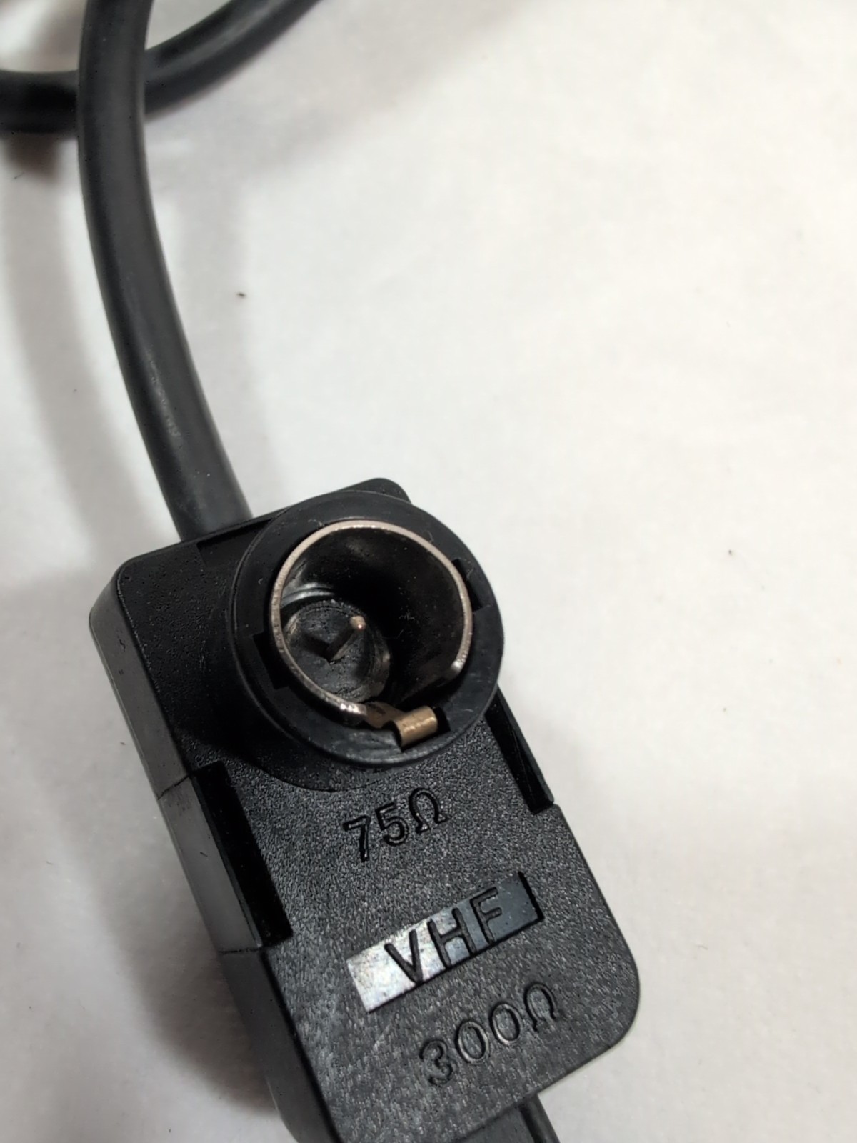 Transformer 75 Ohm to 300 Ohm for TV