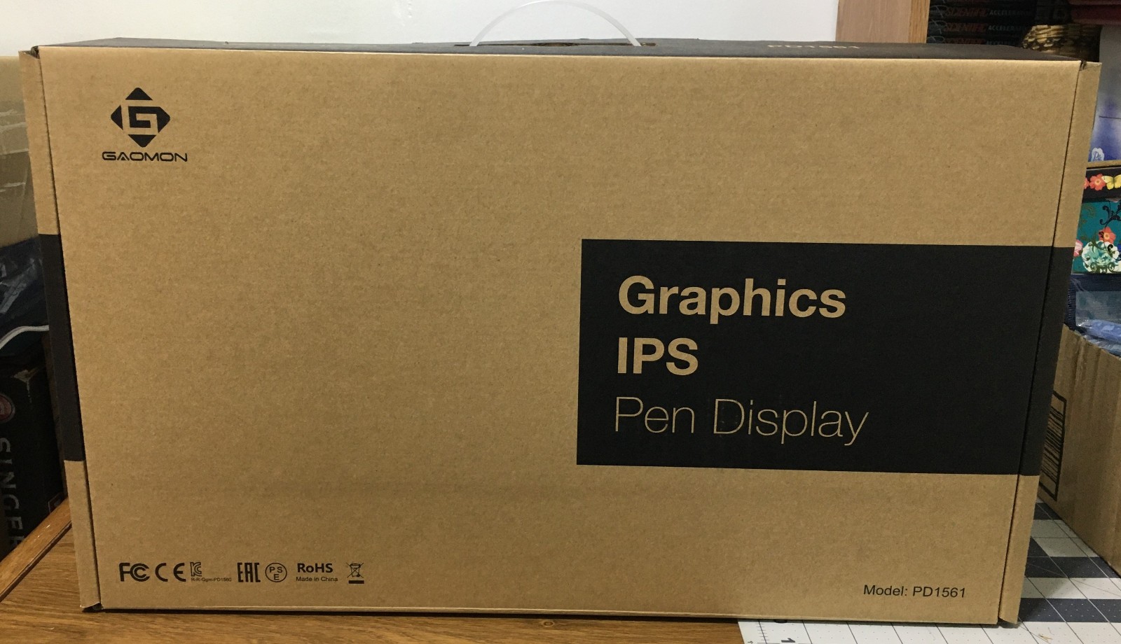 GAOMON PD1561 15.6" Drawing Tablet with Pen includes all accessories