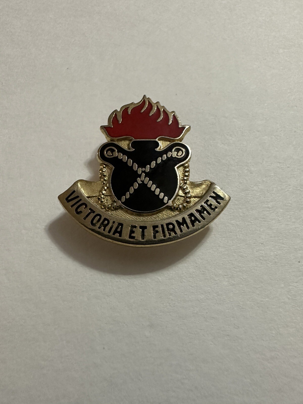 U.S. ARMY 197th ORDINANCE BATTALION Collectible Lapel Pin "Victoria Et Firmamen"
