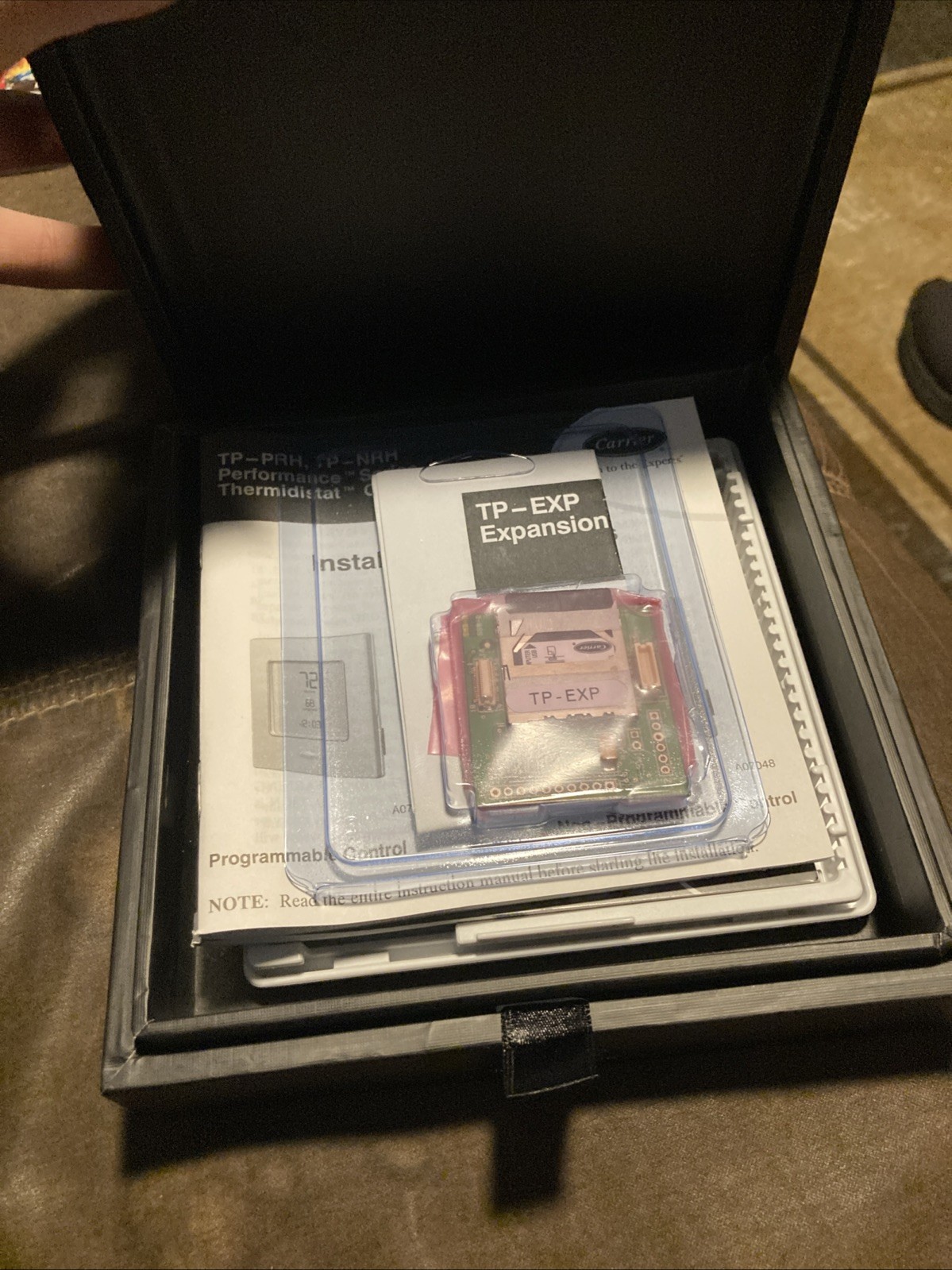 Carrier Edge Performance Series Programmable Thermostat (TP-PRH) Tutor Brand New
