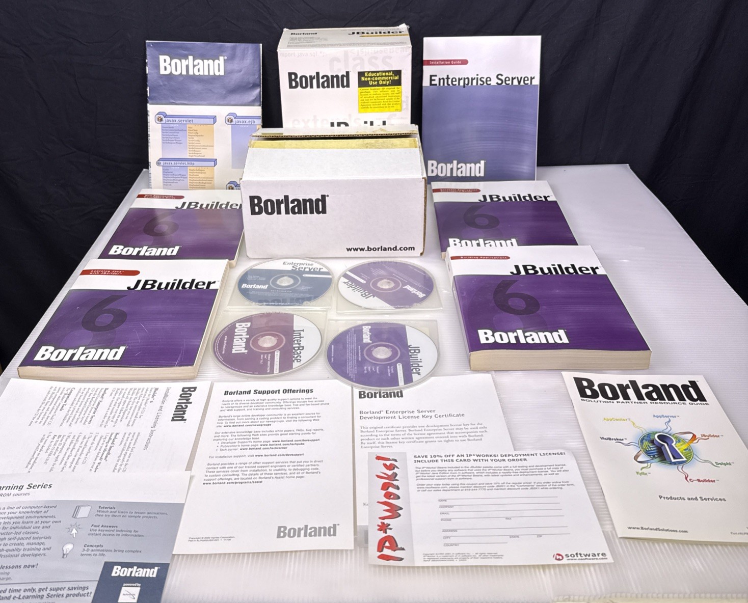 Vtg Borland JBuilder 6.0 Professional Java and Web Development Software Complete