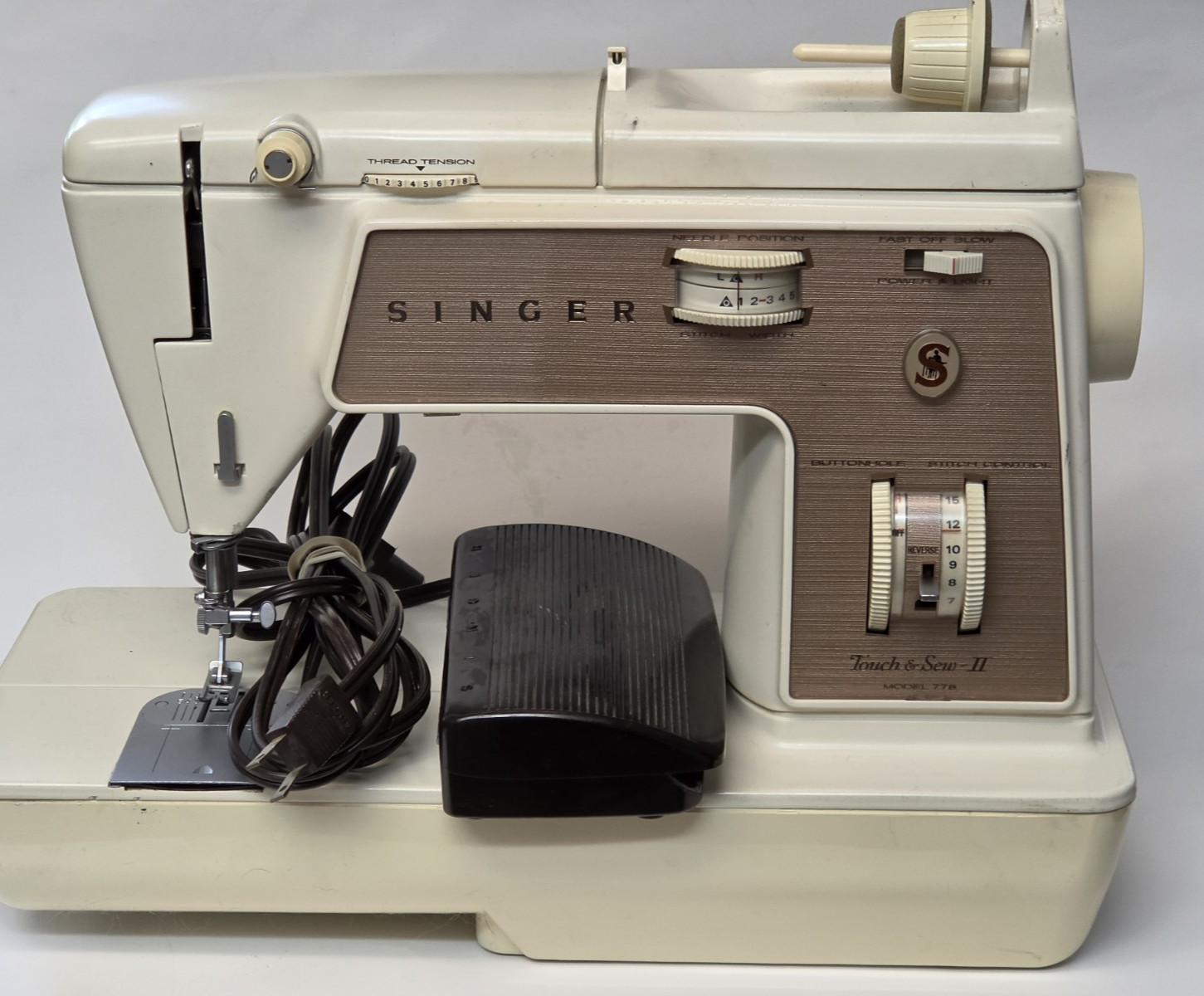 Singer Heavy Duty Sewing Machine Touch & Sew II #778 Parts and Repair AS IS