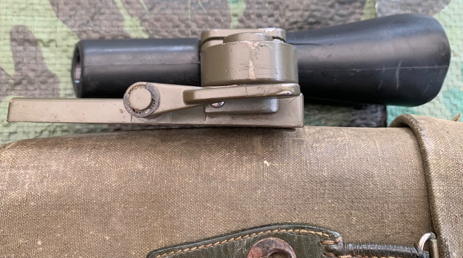 1960s German Optical Sight and Pouch, Optics