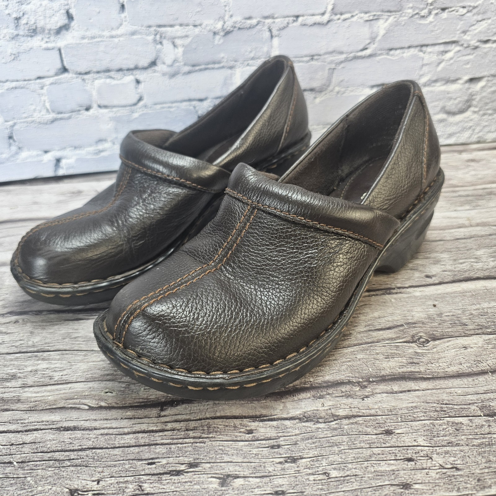 Thom McAn Brown Leather Comfort Clog, Nurse Shoe Slip On Size 8.5