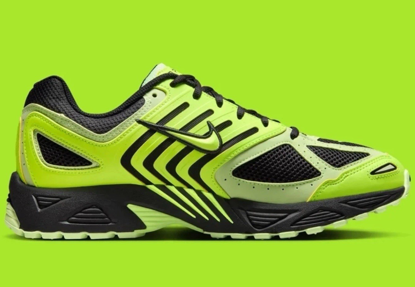 Nike Air Pegasus 2K5 Mens Size Volt Black Barely Volt HQ5403 700 Sneaker Shoes
