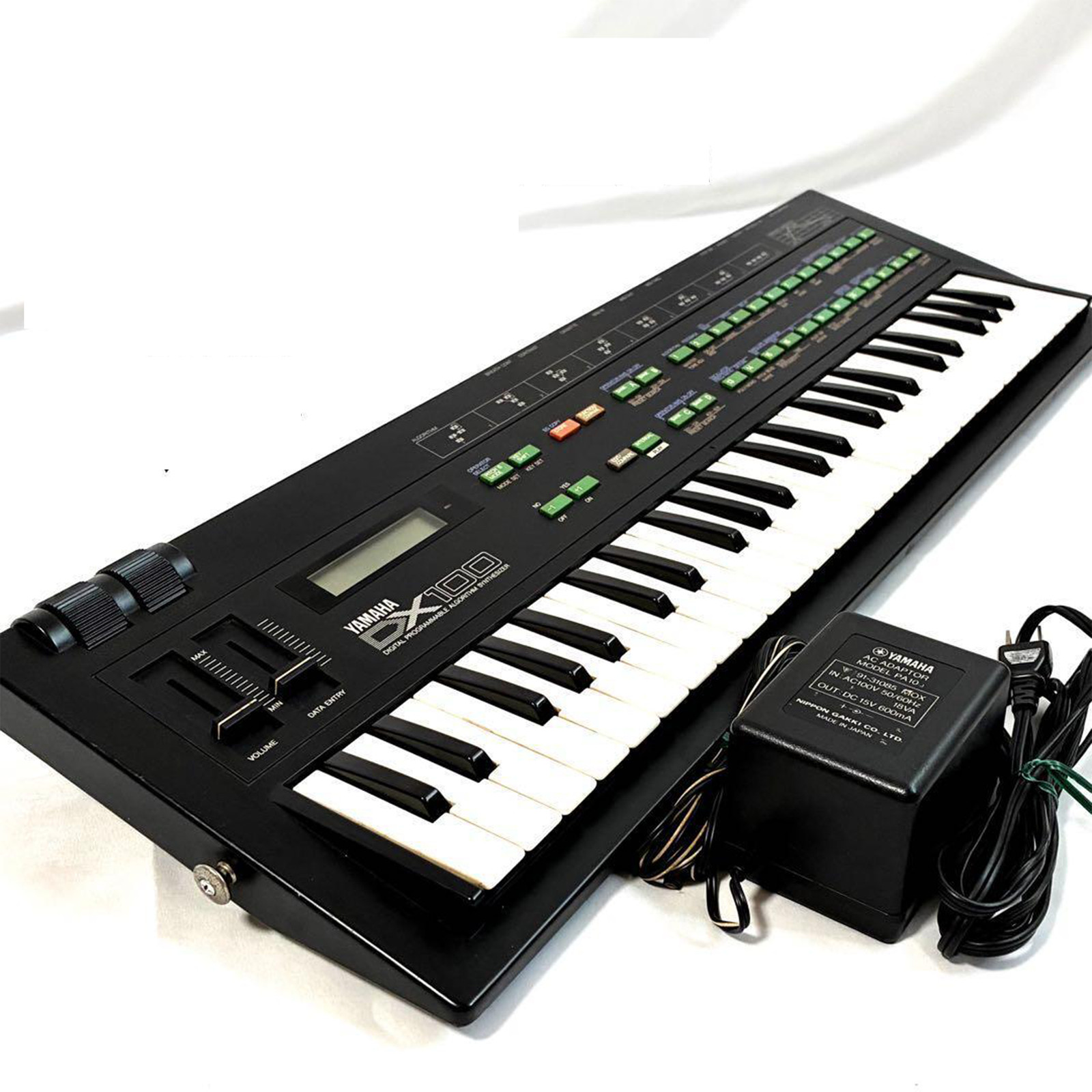 Yamaha DX100 FM Synthesizer 49-Key Mini Keyboard w/ Power Cord Made in Japan