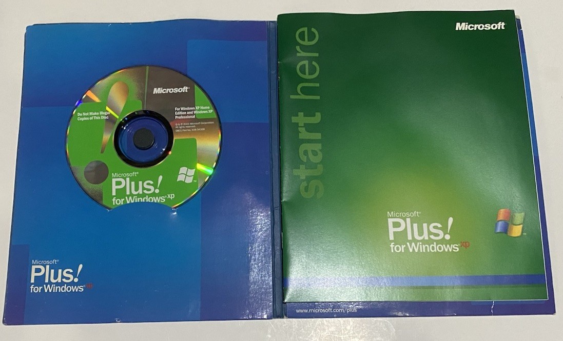 Microsoft Plus! for Windows XP Set With CD & Manual [COMPLETE]