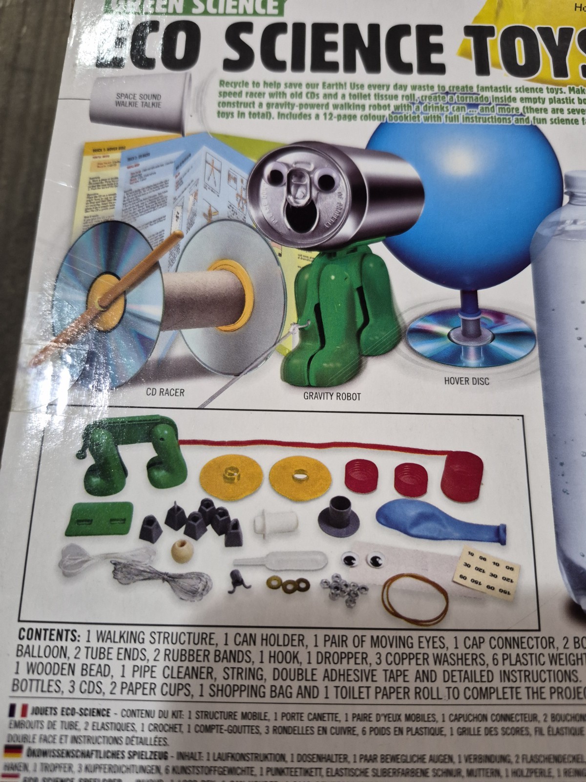 2009 4M Green Science Eco Science Toys Kit *NEW *Age 8 & Up *Makes 7 Toys