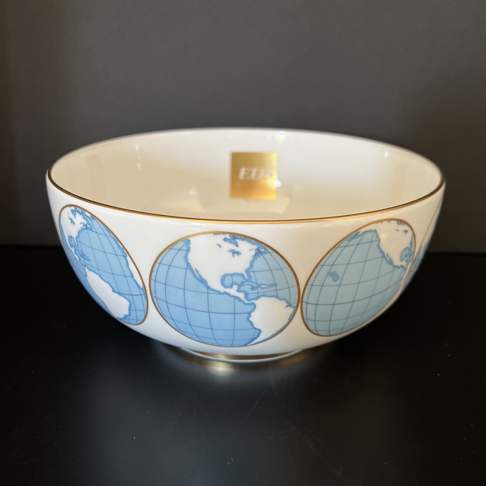 Vintage Boehm Globe Serving Bowl  20 Yrs EDS (HP Company) Blue England 1990.
