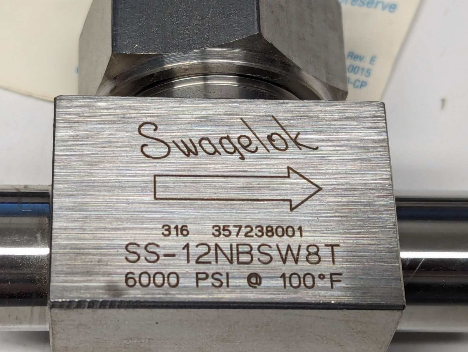 New 1/2" Swagelok Socket Weld Severe-Service Bonnet Needle Valve, SS-12NBSW8T