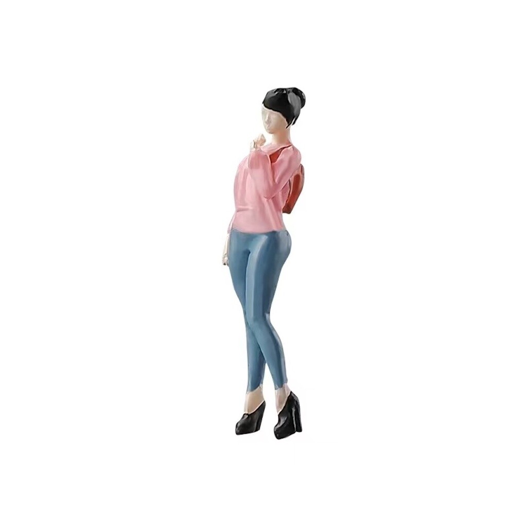 1:64 Painted Figure Mini Model Miniature Resin Diorama Sand Backpack Girl Lady