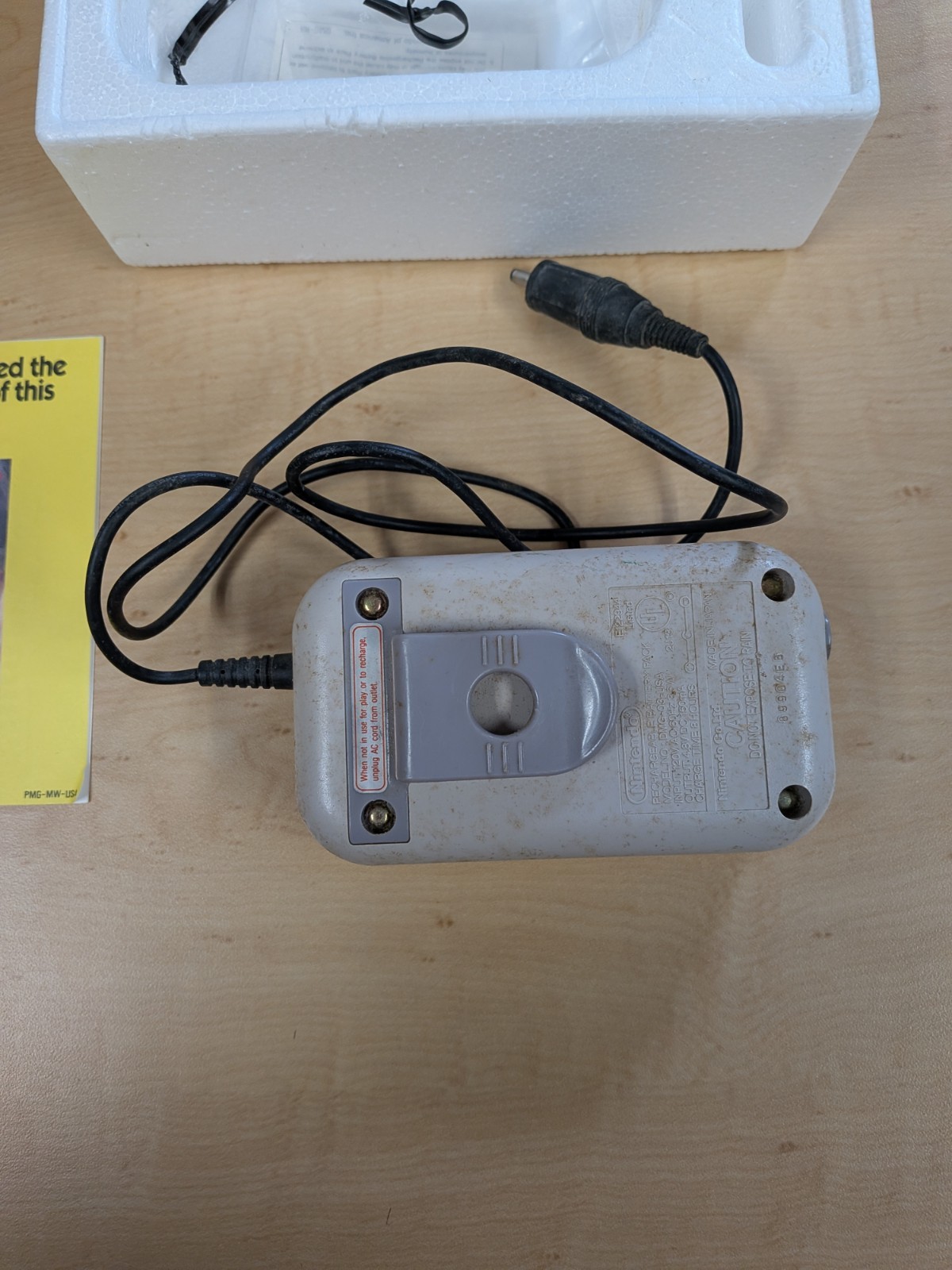 Nintendo Original Game Boy Rechargeable Battery Pack AC Adapter And Box Untested