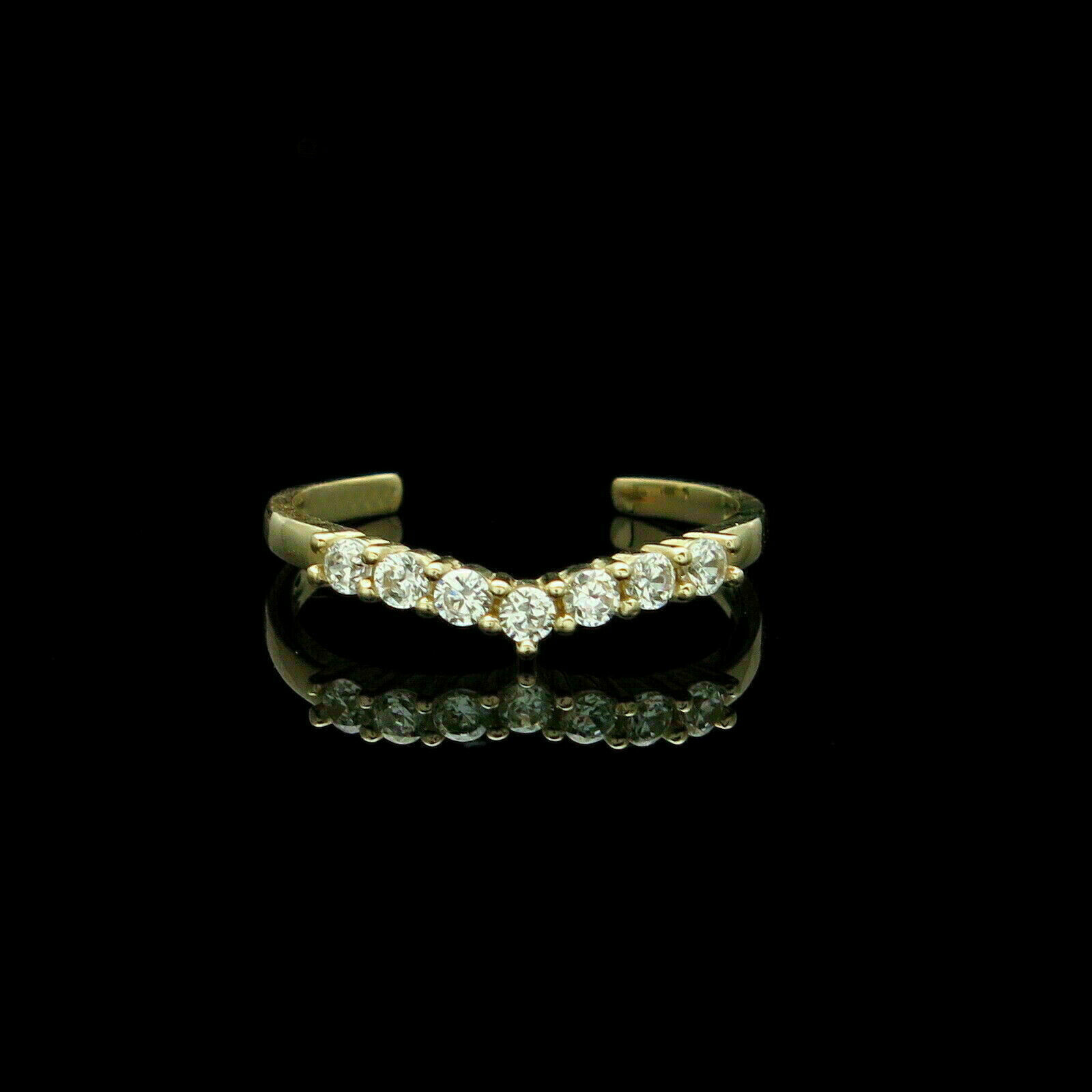 0.20 Ct Simulated Diamond V-Shaped Adjustable Toe Ring 14K Yellow Gold Plated