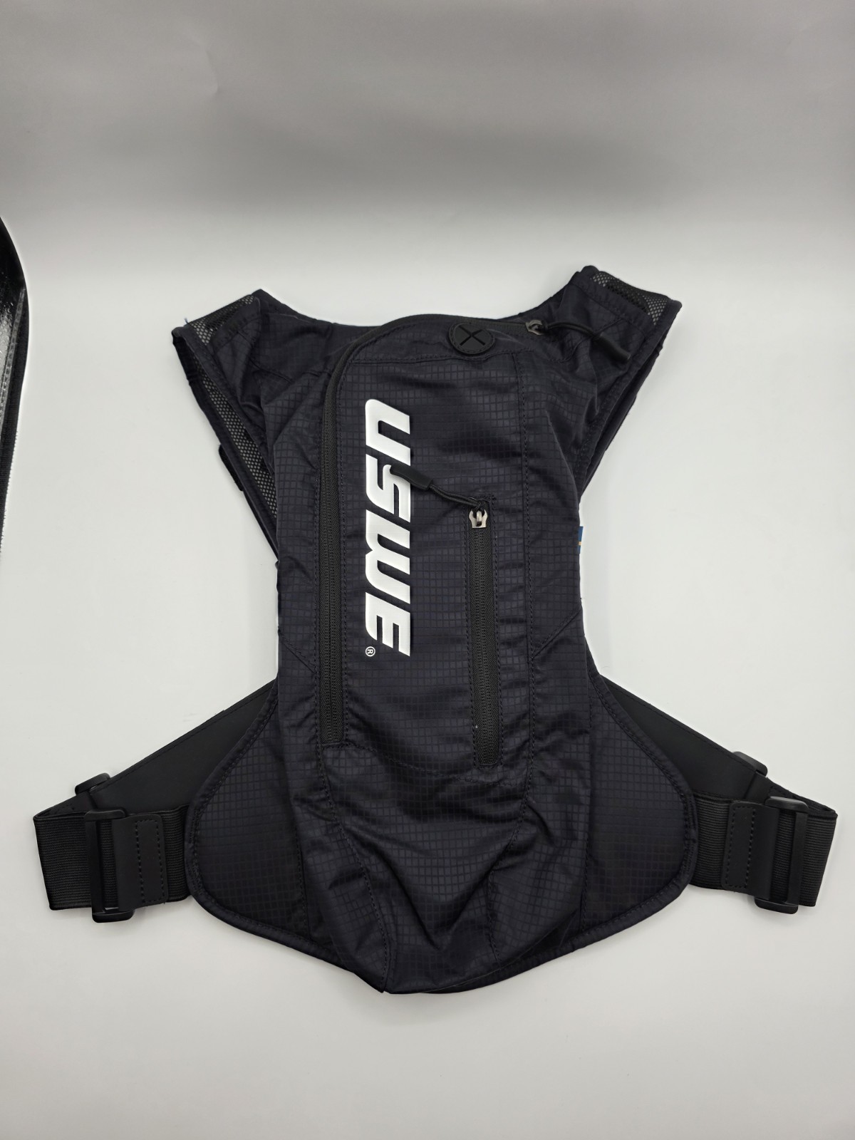 USWE Hydration Backpack Outlander 4 4Lt Black Missing Bladder New Without Tags