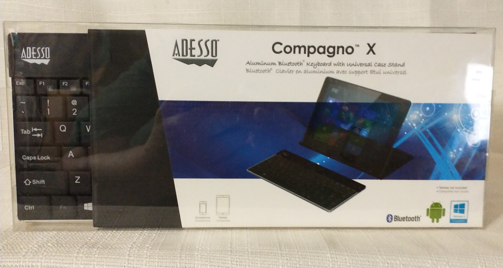 Adesso Compagno X Bluetooth keyboard with case stand WKB-1000XB *** New 2013***