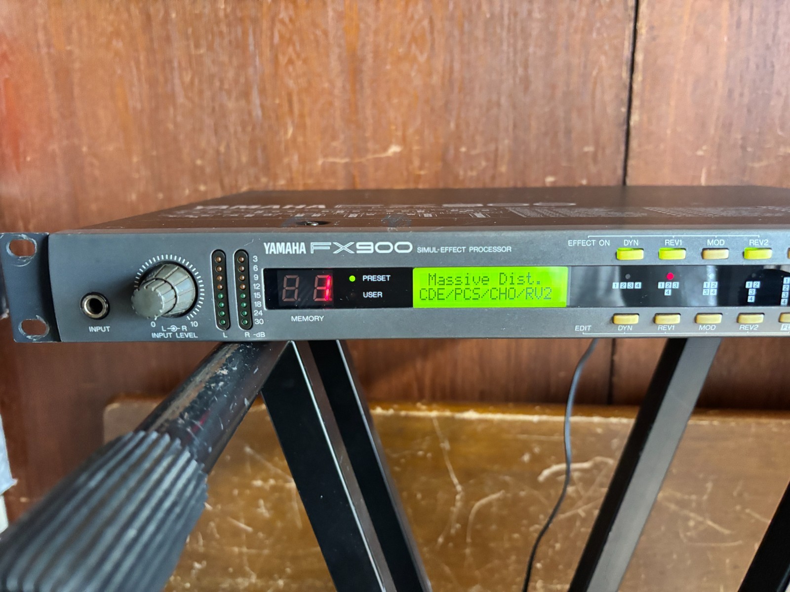 YAMAHA FX900 SIMUL Effects Processor Multi Effects New internal battery