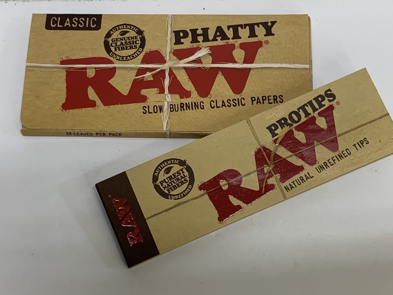 ONE PACK RAW CLASSIC PHATTY PAPERS + ONE PACK RAW PRO TIPS