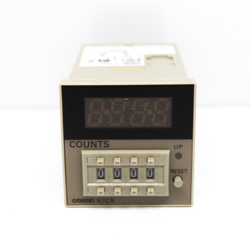 Omron 100 to 240VAC 4-Digit LED Digital Counter H7CN-XHNM AC100-240