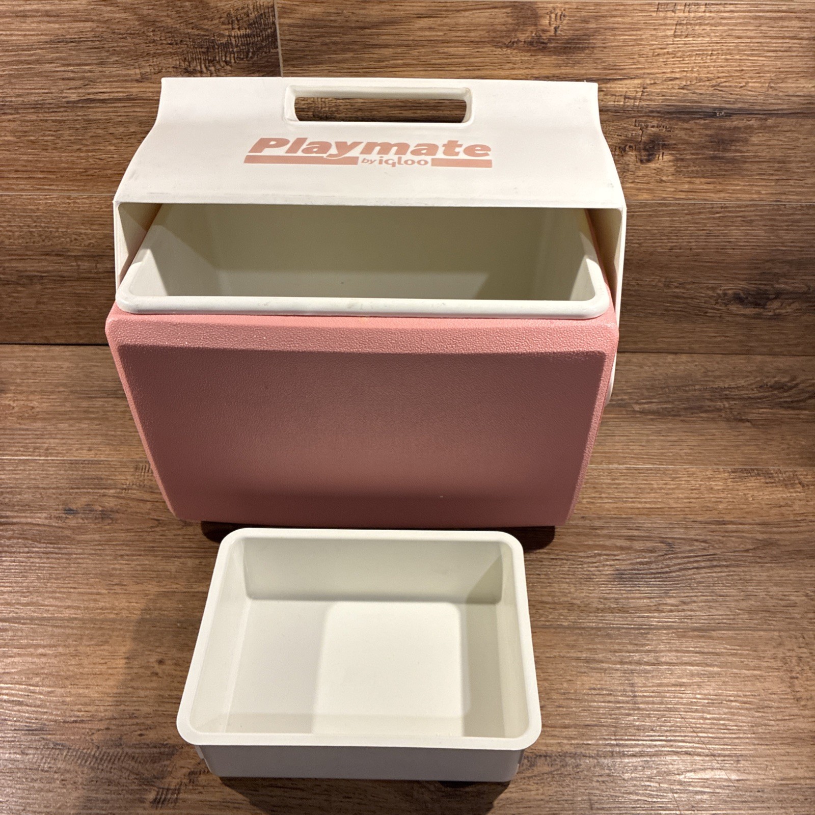 Vintage 1989 IGLOO Playmate Cooler Pink & White 16 Qt 30 Can Retro 80s With Tray